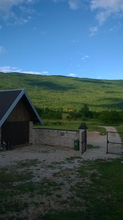 Gacka Valley Licko Lesce Exterior photo